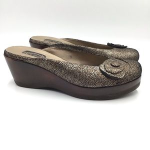 Salpy Larita Size 9 Gold Black Metallic Leather Wedge Mules Clog Handmade USA